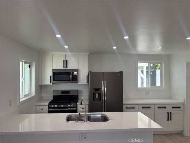 8639 Bothwell, Northridge, CA 91324