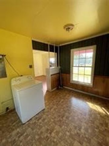 8361 Transit Street, Dallas, TX 75217