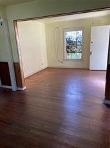 8361 Transit Street, Dallas, TX 75217