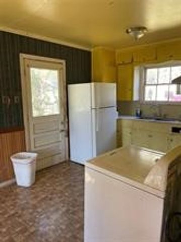 8361 Transit Street, Dallas, TX 75217