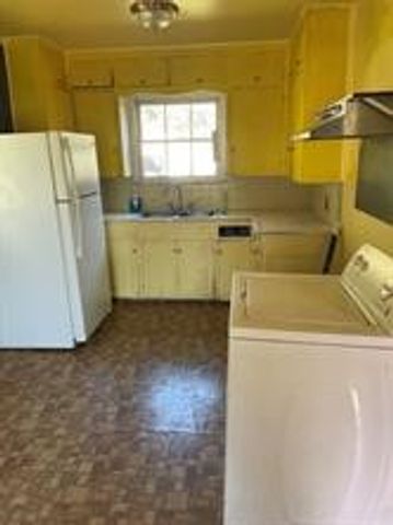 8361 Transit Street, Dallas, TX 75217