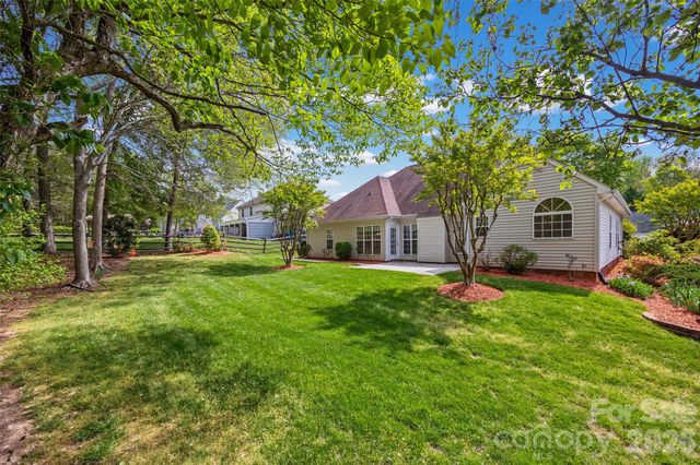 127 Nims Spring Drive, Fort Mill, SC 29715