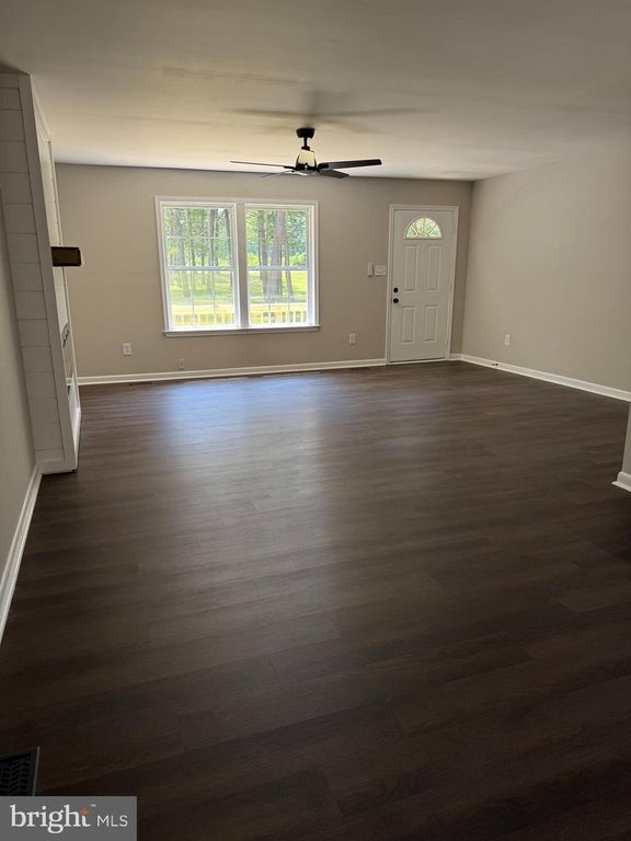 543 ELK CREEK RD, Mineral, VA 23117