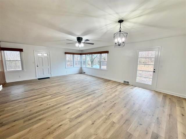 1011 N Limekiln Road, Oregon, IL 61061