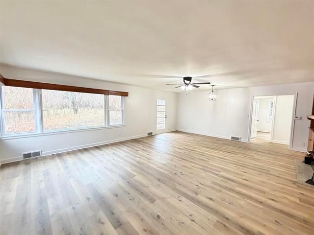 1011 N Limekiln Road, Oregon, IL 61061