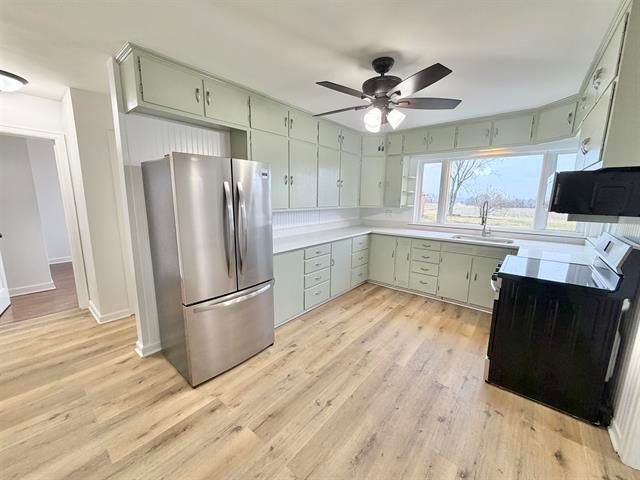 1011 N Limekiln Road, Oregon, IL 61061