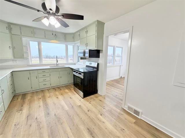 1011 N Limekiln Road, Oregon, IL 61061