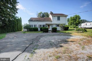 312 ROXBURY RD, Shippensburg, PA 17257