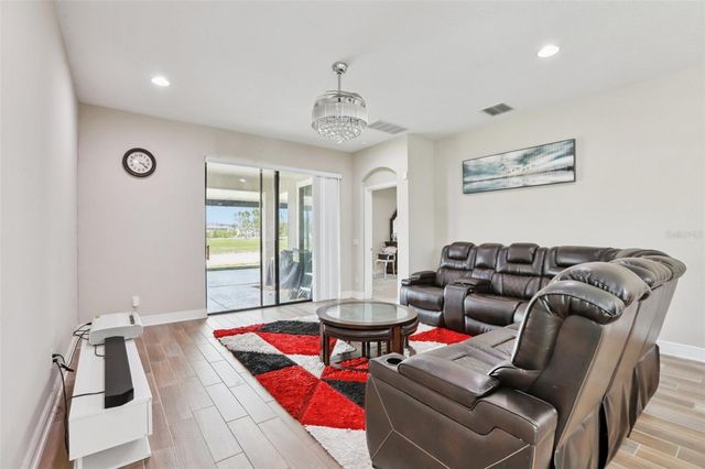 10740 PLEASANT KNOLL DRIVE, Tampa, FL 33647