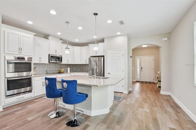 10740 PLEASANT KNOLL DRIVE, Tampa, FL 33647