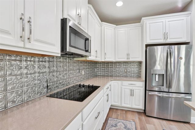 10740 PLEASANT KNOLL DRIVE, Tampa, FL 33647