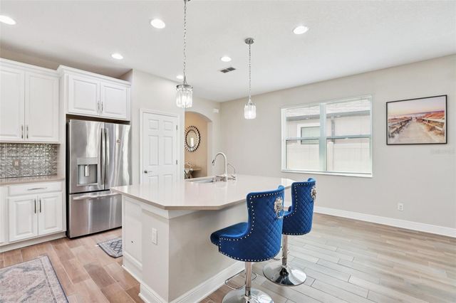 10740 PLEASANT KNOLL DRIVE, Tampa, FL 33647