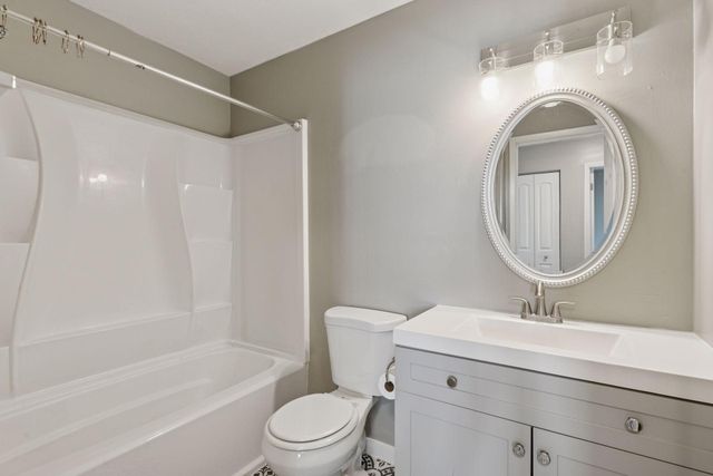 6034 72nd Lane N, Brooklyn Park, MN 55429