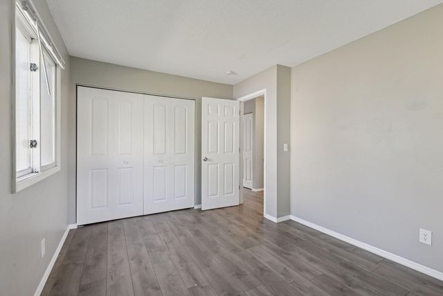 6034 72nd Lane N, Brooklyn Park, MN 55429