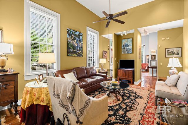 208 S Warren Street, Mobile, AL 36602