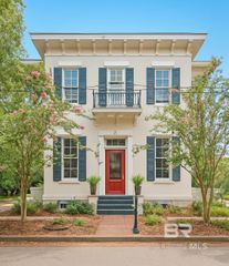 208 S Warren Street, Mobile, AL 36602