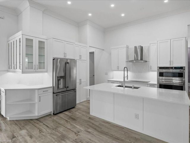 82 Tahiti RD, Marco Island, FL 34145