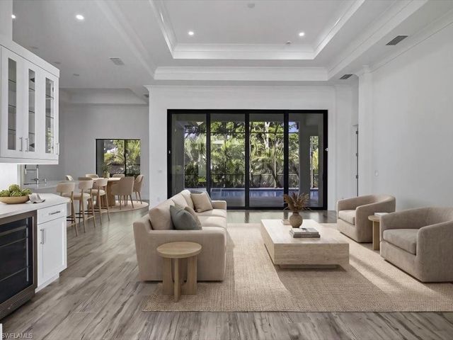 82 Tahiti RD, Marco Island, FL 34145