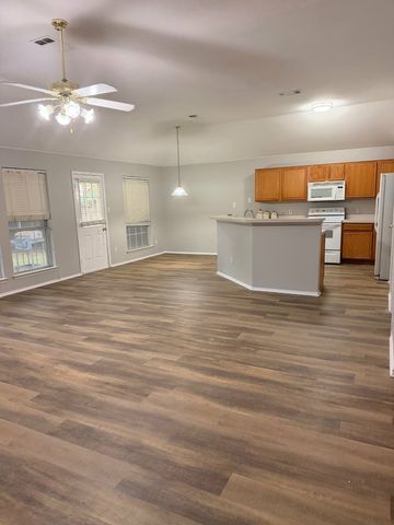 1619 Wintercrest Road, Grand Prairie, TX 75052