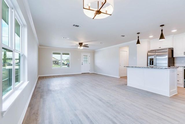 1011 Claborne Court, San Angelo, TX 76903