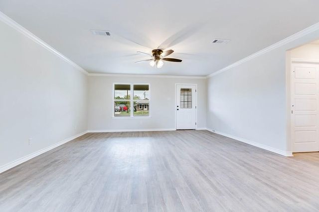 1011 Claborne Court, San Angelo, TX 76903