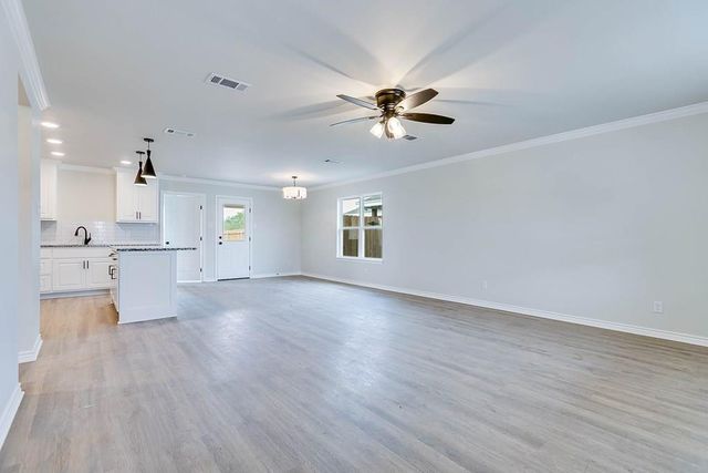 1011 Claborne Court, San Angelo, TX 76903