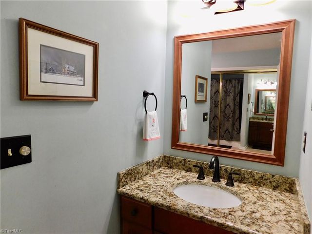3938 Westridge Meadow Circle, Clemmons, NC 27012
