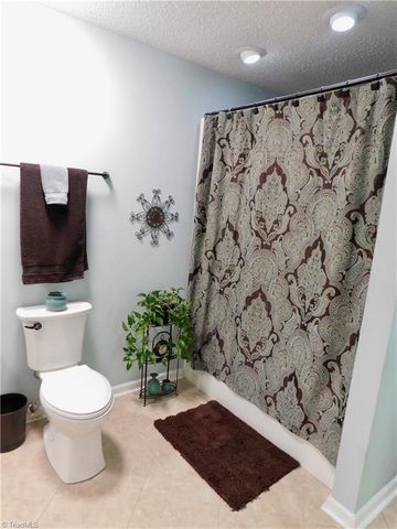 3938 Westridge Meadow Circle, Clemmons, NC 27012