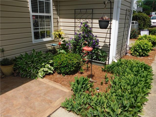 3938 Westridge Meadow Circle, Clemmons, NC 27012
