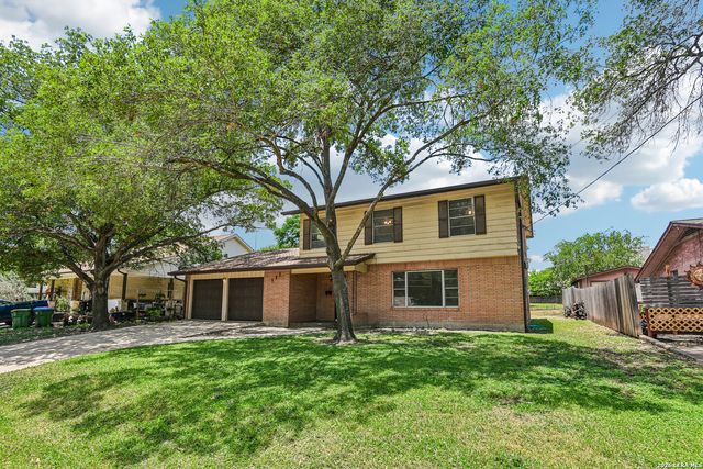 111 HANNASCH DR, San Antonio, TX 78213