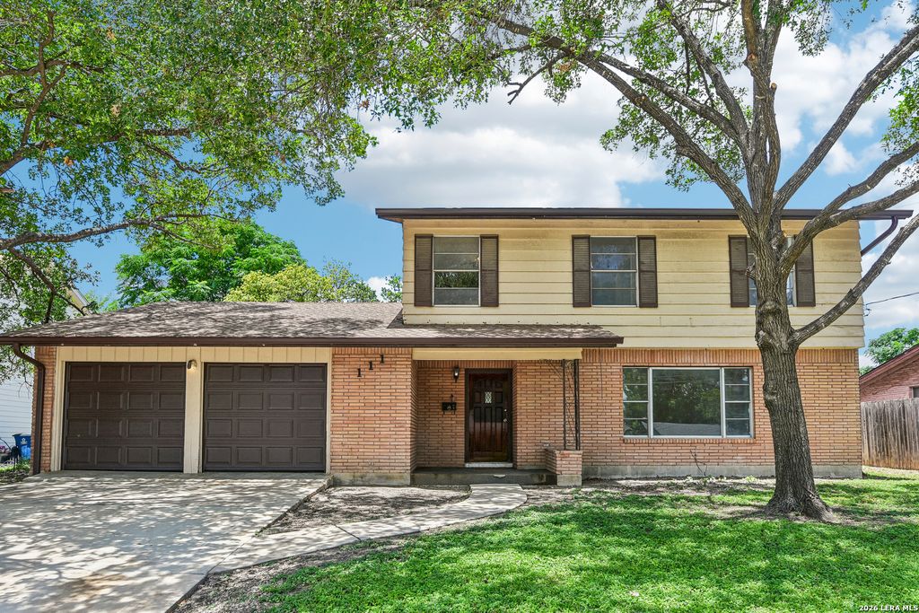 111 HANNASCH DR, San Antonio, TX 78213