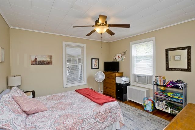 24-26 Gilman, Holyoke, MA 01040
