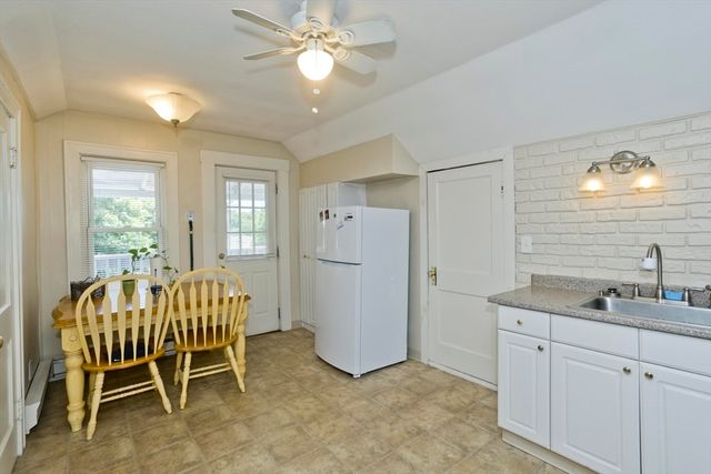 24-26 Gilman, Holyoke, MA 01040