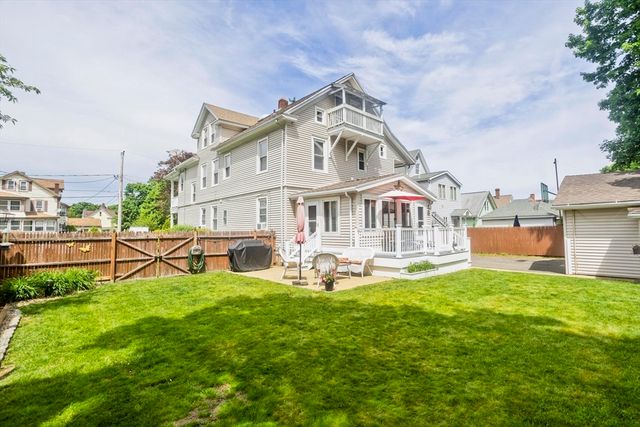 24-26 Gilman, Holyoke, MA 01040