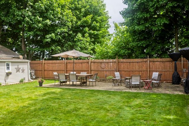 24-26 Gilman, Holyoke, MA 01040