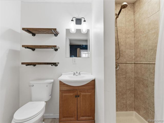 17391 George Washington Drive, Southfield, MI 48075