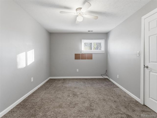 17391 George Washington Drive, Southfield, MI 48075