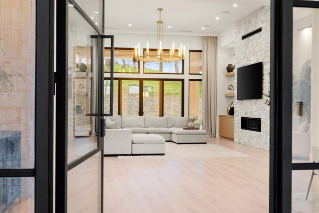 5035 Broken Bow Ln, Rescue, CA 95672