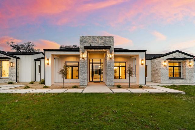 5035 Broken Bow Ln, Rescue, CA 95672