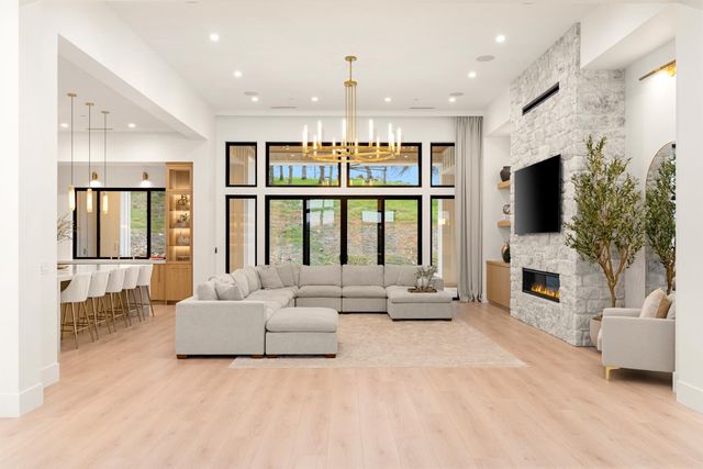 5035 Broken Bow Ln, Rescue, CA 95672