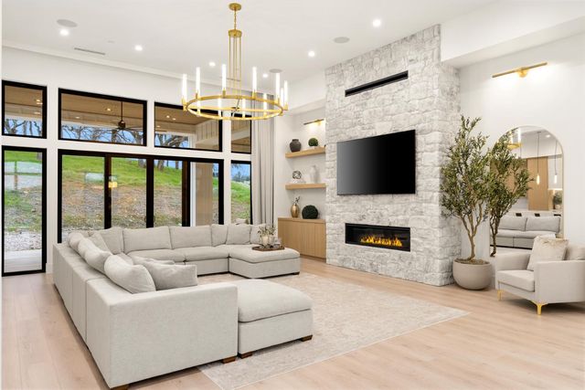 5035 Broken Bow Ln, Rescue, CA 95672