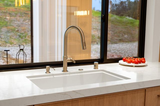 5035 Broken Bow Ln, Rescue, CA 95672