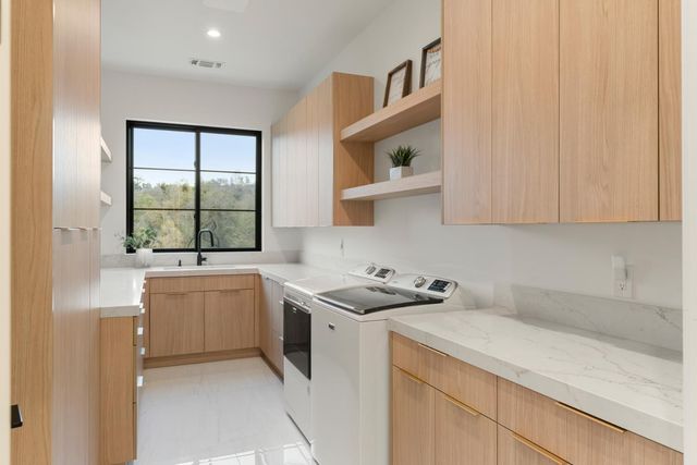 5035 Broken Bow Ln, Rescue, CA 95672