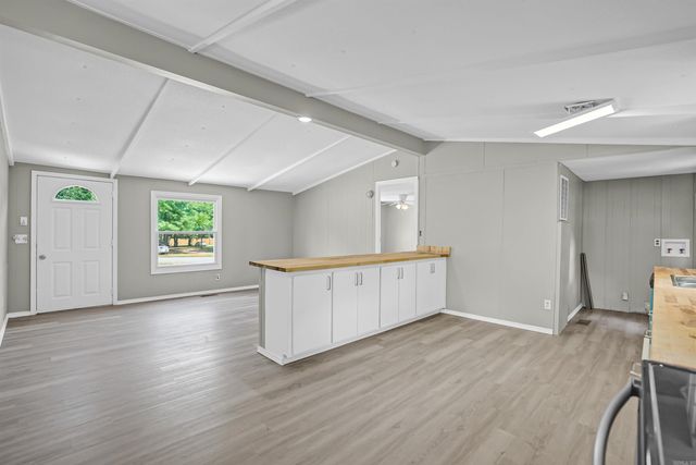 391 Briarwood Loop, Cabot, AR 72023