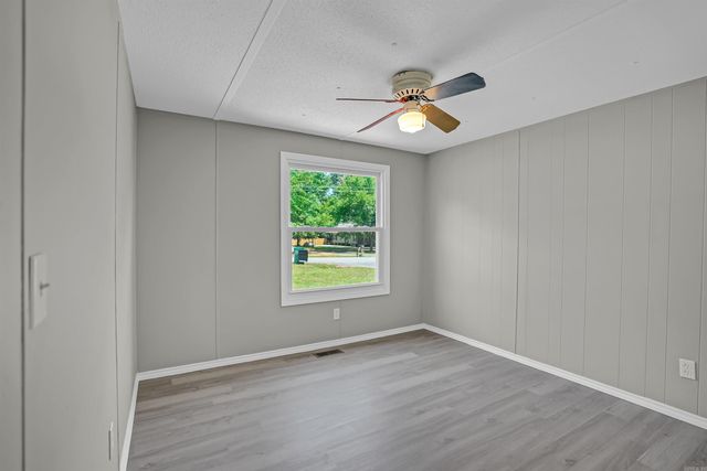 391 Briarwood Loop, Cabot, AR 72023