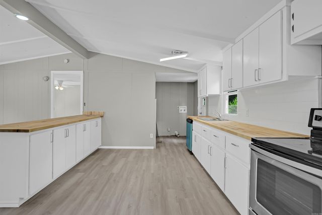 391 Briarwood Loop, Cabot, AR 72023