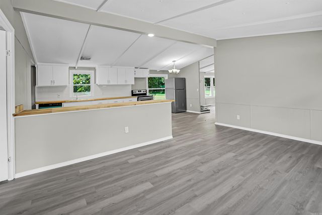 391 Briarwood Loop, Cabot, AR 72023