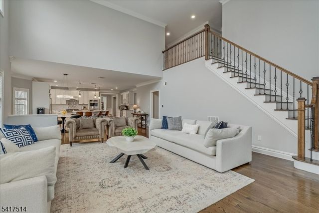 5 Buddy Ln, Mendham Twp., NJ 07945