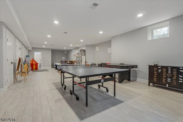 5 Buddy Ln, Mendham Twp., NJ 07945
