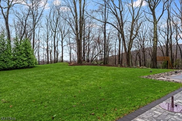 5 Buddy Ln, Mendham Twp., NJ 07945